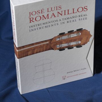 Jos&eacute; Luis Romanillos - Instruments in real size